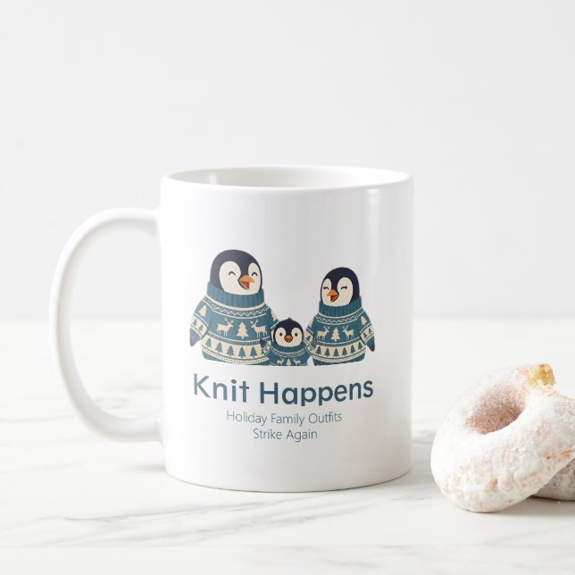 Süßer Pinguin-Pullover Familie | Stricken passiert Kaffeetasse (Mit Donut)