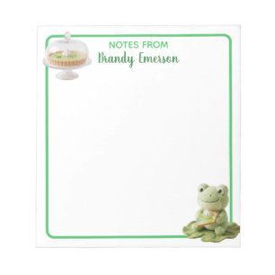 Süßer Plüschfrosch mit personalisiertem Key Lime P Notizblock