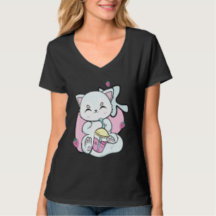 Süßer Polarfuchs trinkt Erdbeermilch und Boba Bu T-Shirt