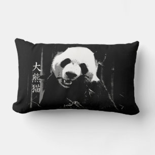 Süßer Riesen-Panda-Bär mit leckeren Bambusblättern Lendenkissen