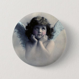 Süßer rosiger Backen-Vintage-Engel in den Wolken Button