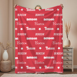 Süßer roter wiederholender Name personalisiert Fleecedecke