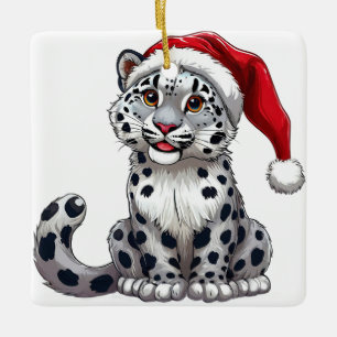 Süßer Schneeleopard Cartoon in Weihnachtsmannmütze Keramikornament