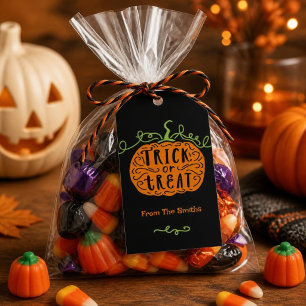 Süßer schwarzer orangefarbener Kürbis Trick or Tre Geschenkanhänger