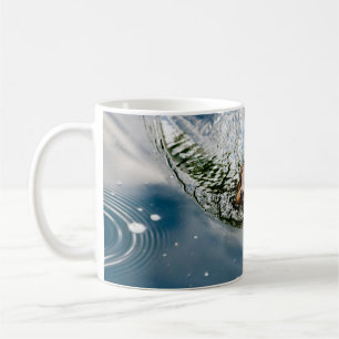 SÜßER SEEHUND SCHWIMMT KAFFEETASSE