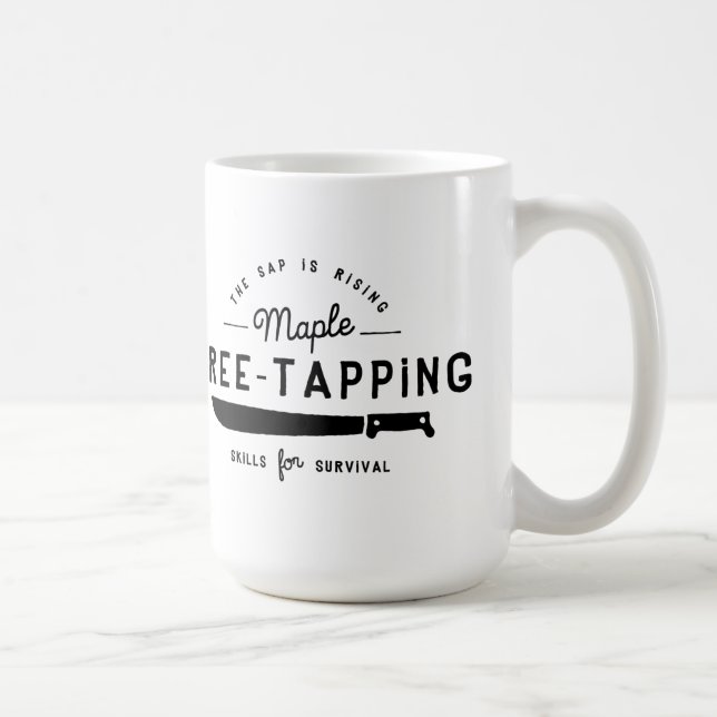 Süßer Survivalist-Ahorn-Baum, der Tasse ansticht (Rechts)