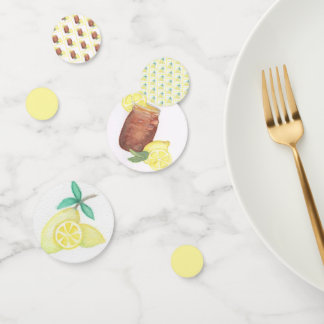 Süßer Tee mit Zitronen Konfetti