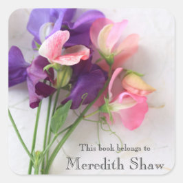 Süßerbsen auf texturiertem Buchzeichen Quadratischer Aufkleber