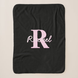 Süßes anpassbares Monogramm | Hellrosa und Schwarz Sherpadecke
