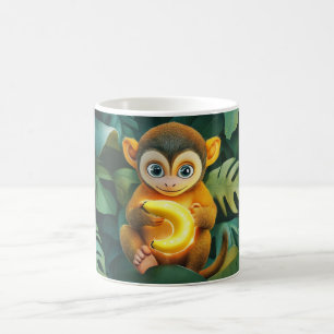 süßes Babyäffchen im Dschungel, das eine glänzende Kaffeetasse