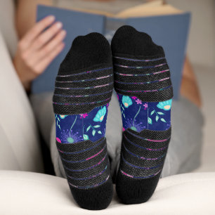 Süßes Blumenmuster Hintergrund Socken