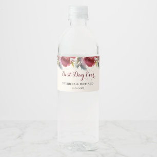 Süßes Burgunder-Marsala-Blumen-Aquarell-Hochzeit Wasserflaschenetikett