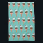 Süßes Dreifach-Eis-Konus Küchentuch<br><div class="desc">Alle Lieben Eis! Geben Sie das Geschenk dieses niedlichen Küchentuch mit einem Eis-Kegel Triple Scoop mit Kirsche oben! Karo in meinem Shop für viel mehr Farben und Muster!</div>