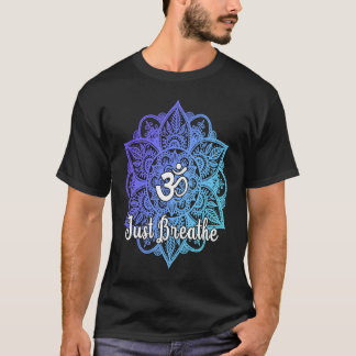 Süßes einfach heiliges Tattoodesign Yoga Atmen Man T-Shirt