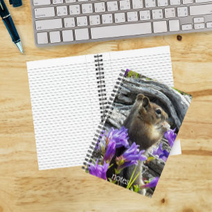 Süßes Erdhörnchen und Wildblumen Naturfoto Notizbuch