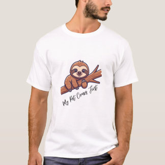 Süßes Faultier, das an einem Baum hängt, T-Shirt