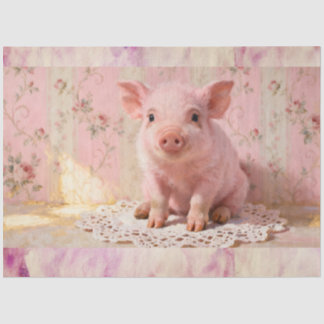 Süßes Ferkel auf dem Bauernhof in Rosa Seidenpapier