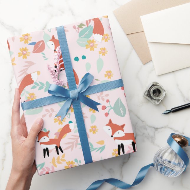 Süßes Fuchs-Blumenmuster Rosa Design Geschenkpapier (Schenken)