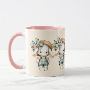 Süßes Kaninchen in Overall mit Strohhut und Schlei Tasse