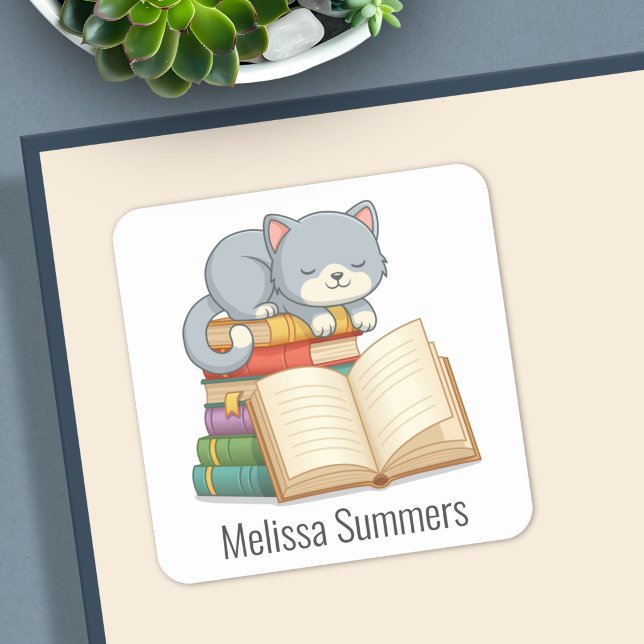 Süßes Katzenbuch-Stack Benutzerdefinierter Name Bu Quadratischer Aufkleber (Von Creator hochgeladen)