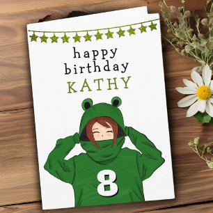 Süßes Mädchen mit grünem Frosch-Hoodie-Zeichnung z Karte