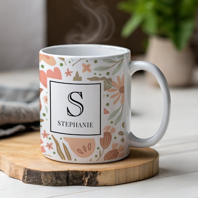 Süßes Mädchen-Pfirsichblumen-Muster mit monogrammi Kaffeetasse (Von Creator hochgeladen)