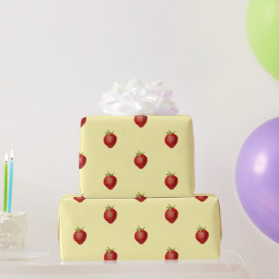 Süßes, Mädchenhaftes Erdbeer-Muster auf Creme Geschenkpapier