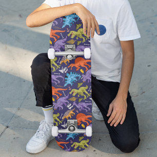 Süßes modernes farbenfrohes lustiges Dinosaurier-K Skateboard