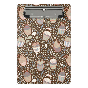 Süßes Muster gemacht von den geschmackvollen Mini Klemmbrett