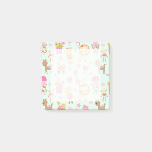 Süßes Muster mit fantastischen Tieren und Spielzeu Post-it Klebezettel