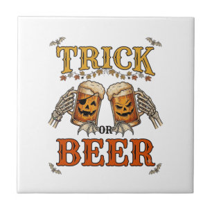 Süßes oder Bier Halloween-Kürbis-Tasse Skeletthänd Fliese