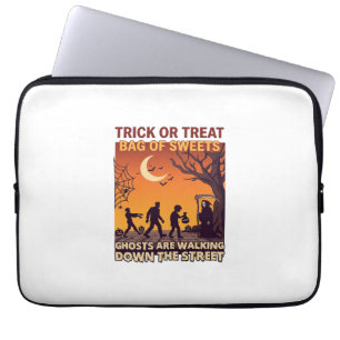 Süßes oder Saures Halloween Zombies Sensenmann Kür Laptopschutzhülle