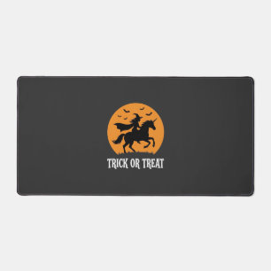 Süßes oder Saures Hexen Einhorn Halloween Design_1 Schreibtischunterlage