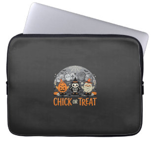 Süßes oder Saures Süßes Halloween-Friedhofsdesign_ Laptopschutzhülle