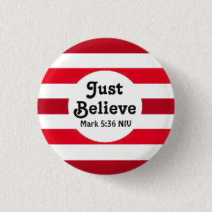 Süßes Rot und Weiß Glaubensfrohe Weihnachten Button
