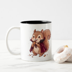Süßes Vampir-Eichhörnchen mit Halloween-Umhang aus Zweifarbige Tasse