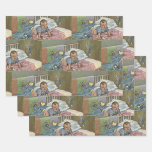 Süßes Vintage-Baby beim Spielen im Kinderbett, Sch Geschenkpapier Set