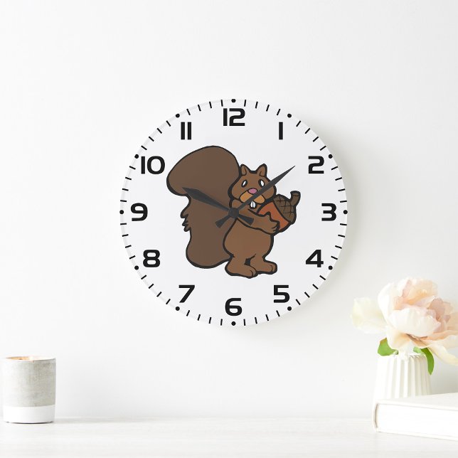 Süßes Waldtier Eichhörnchen mit Eichel Große Wanduhr (Von Creator hochgeladen)