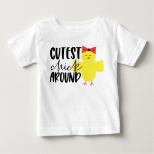 Süßestes Mädchen in der Nähe Ostern T-Shirt