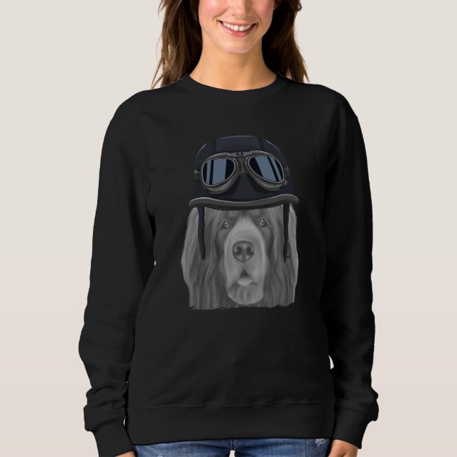 Sussex Spaniel Wearing Vintage Motorcycle Helmet Sweatshirt (Vorderseite)