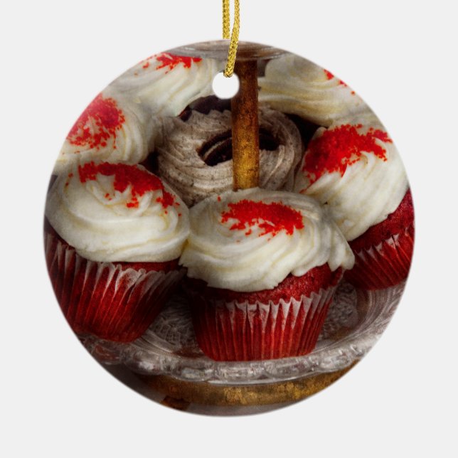 Süßigkeiten - Cupcake - Rotsamt-Kuchen Keramik Ornament (Vorne)