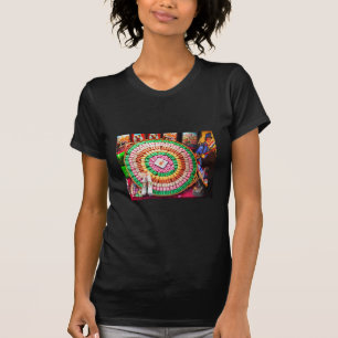 Süßigkeiten in Lyon, Frankreich T-Shirt