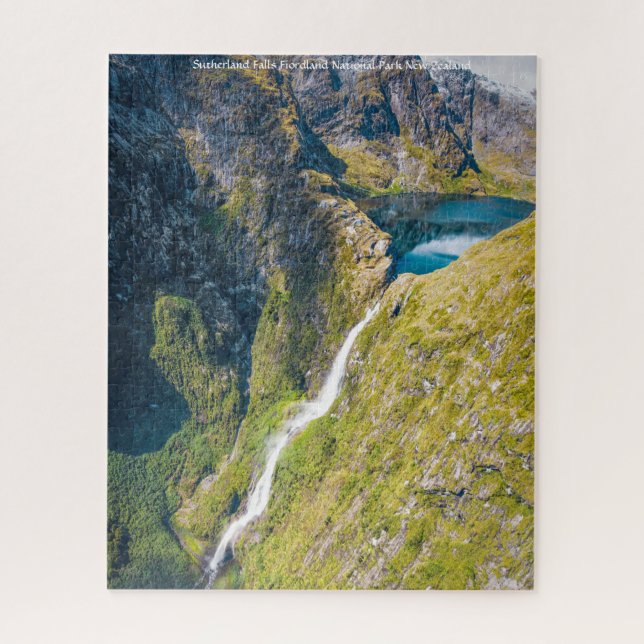 Sutherland Falls Fiordland Nationalpark Puzzle (Vertikal)
