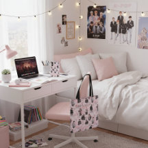 K-Pop & Chill  Aesthetic Minimalist Fan Collection