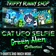 Cat UFO Selfie: Green Alien