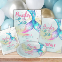 Mermaid tail Oneder the sea