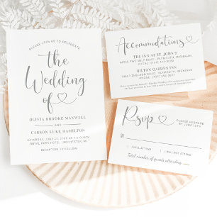 Moderne Silver Heart Calligraphy Script Wedding RSVP Karte
