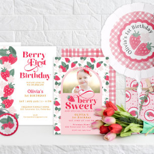 Strawberry Theme, Berry First Birthday Party Einladung