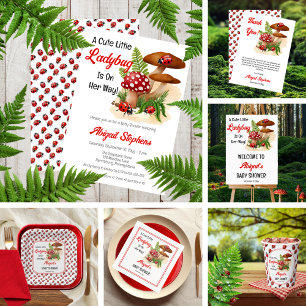 Eine Niedliche kleine Ladybug ist auf dem Weg zur  Dankeskarte