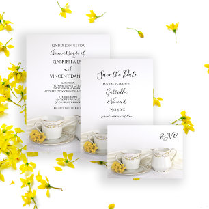 Tea Cup und gelbe Daisies Hochzeitsszenario RSVP R Karte